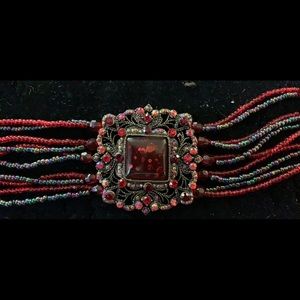 Vintage look beaded choker